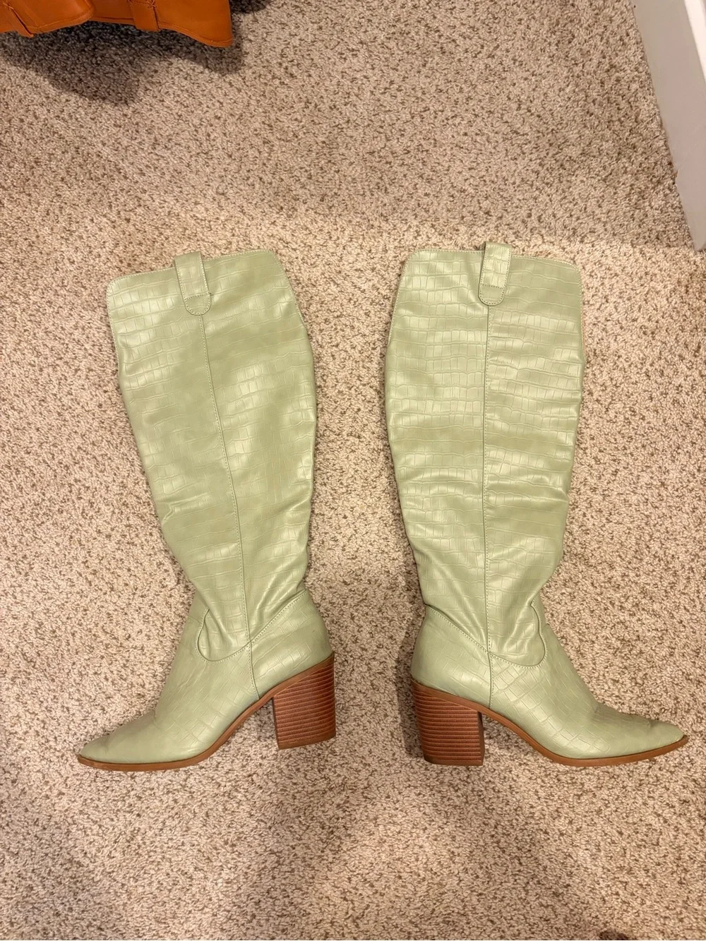 Knee-High Green Croc-Embossed Wide Calf Block Heel Boots